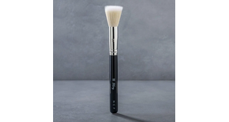 Small Duo-Fiber Brush No.11 από την Blery Cosmetics